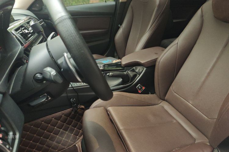 BMW 3 Series 2018 #17 BMW 3 Series 2018 car image #17