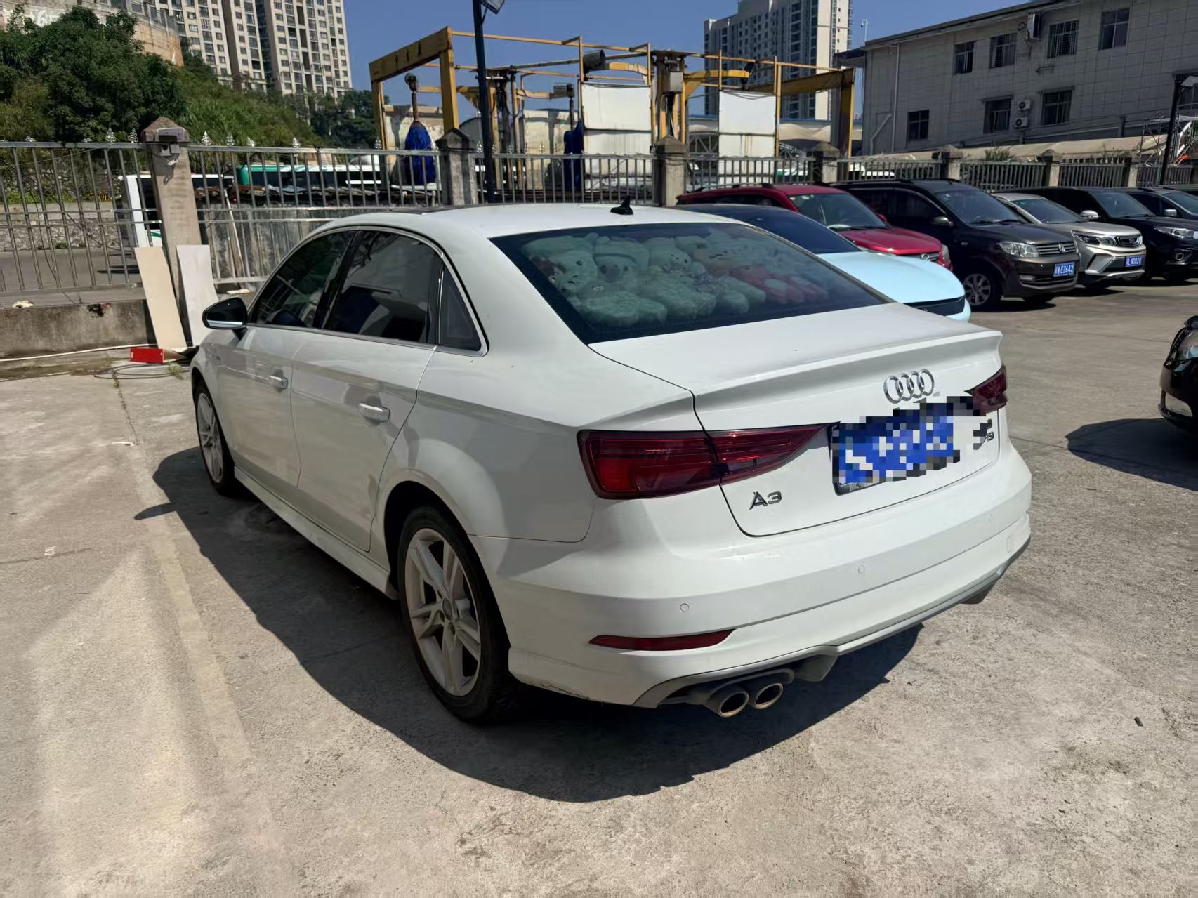 2020 immagine di auto #4