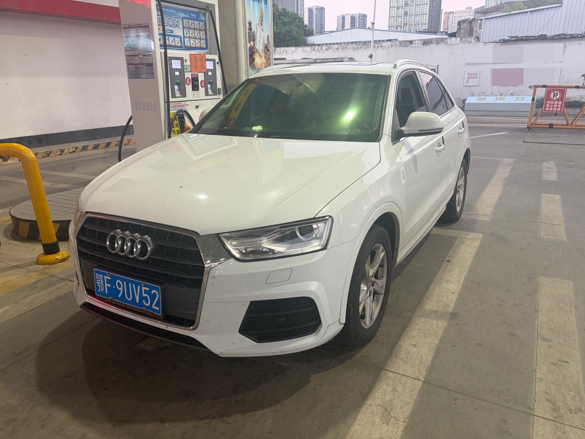 Audi Q3 2016 Audi Q3 2016 immagine di auto