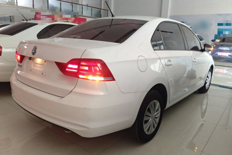 Volkswagen Santana 2017 car image #7