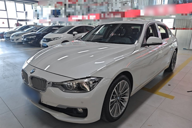 BMW 3 Series 2019 car image #2