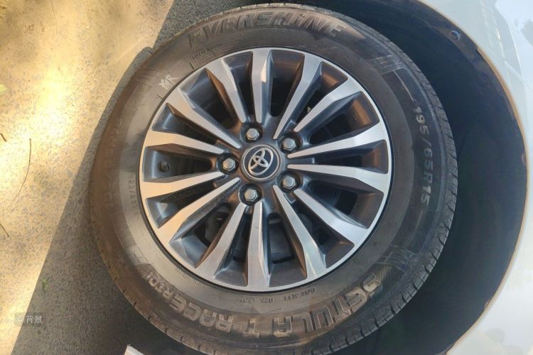 Toyota Corolla 2019 #9 Toyota Corolla 2019 car image #9
