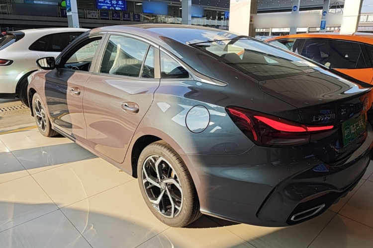 MG 5 2026 #5 MG 5 2026 imagem de carro #5