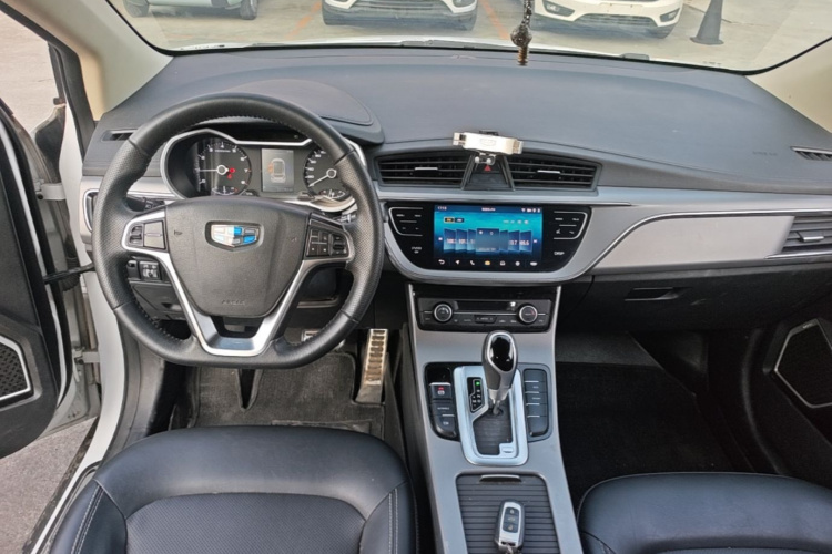 GEELY Emgrand GS 2019 imagem de carro #10