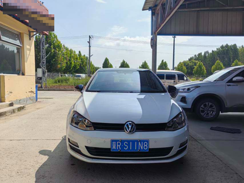Volkswagen Golf 2017 car image #4