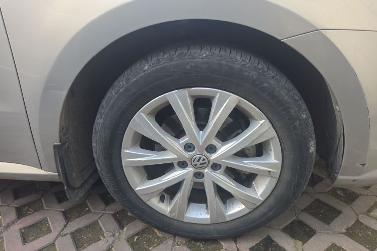 Volkswagen Lavida 2018 car image #9