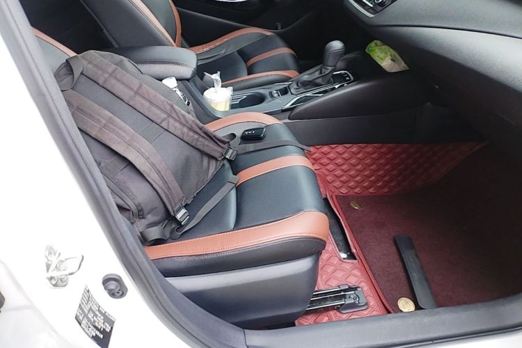 Toyota Corolla 2020 immagine di auto #24