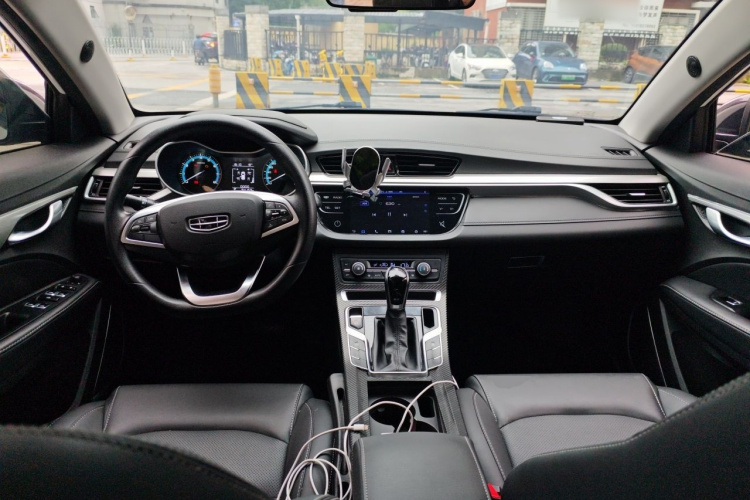 GEELY Emgrand 2020 #7 GEELY Emgrand 2020 car image #7