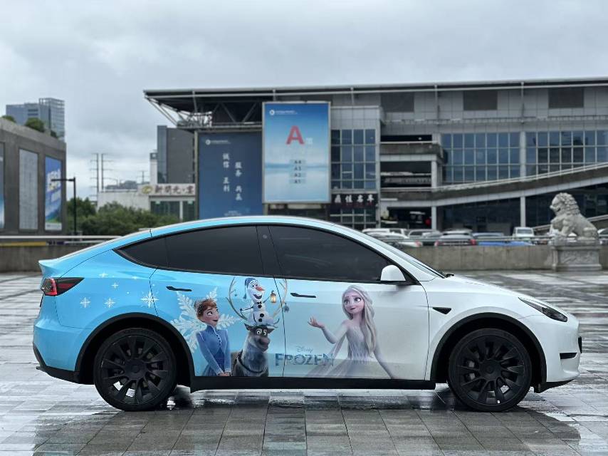 Tesla Model Y 2023 #7 Tesla Model Y 2023 car image #7
