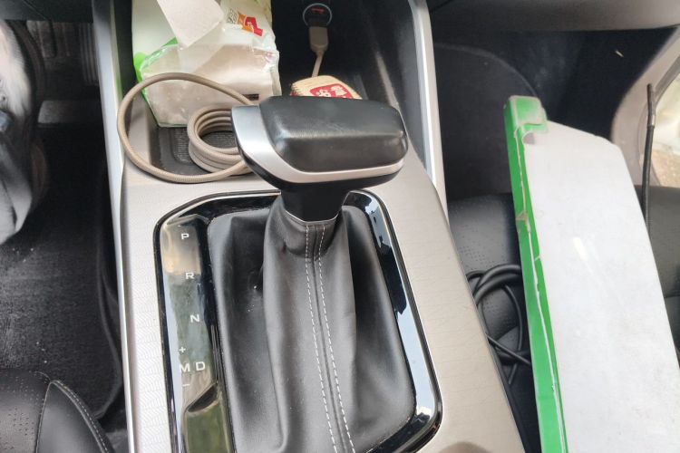 GEELY Emgrand 2021 car image #14