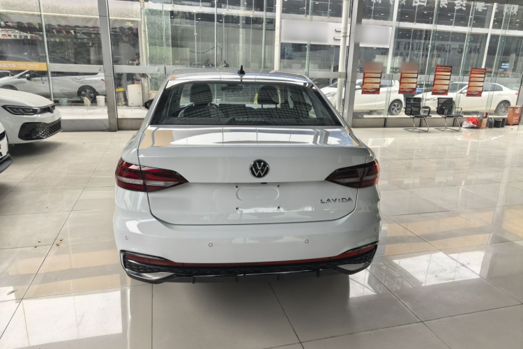 Volkswagen Lavida 2025 car image #7