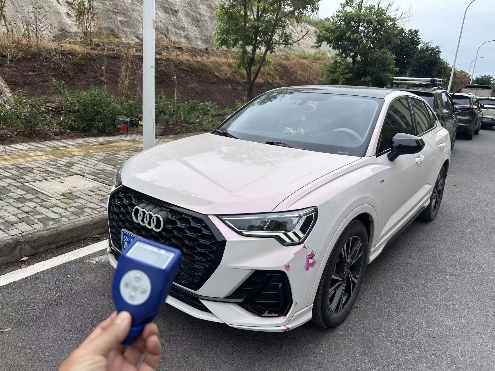 Audi Q3 Sportback 2023 immagine di auto 
