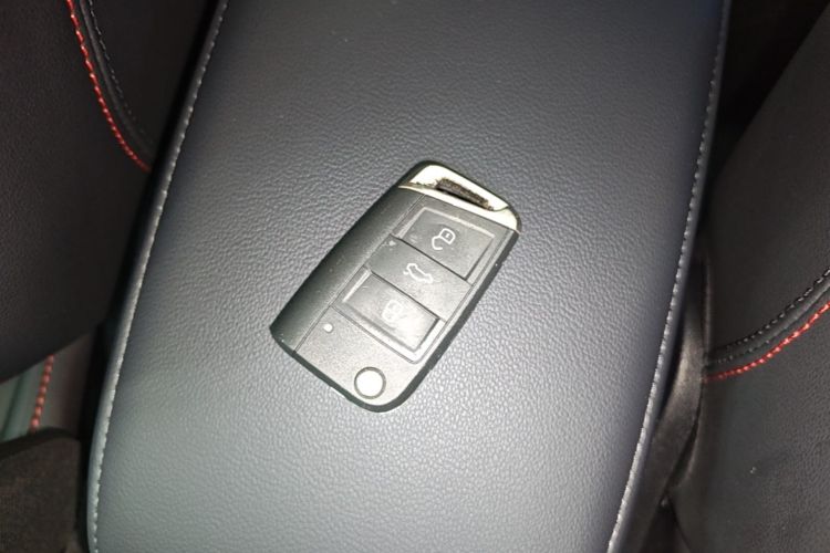Volkswagen Tharu 2023 car image #9