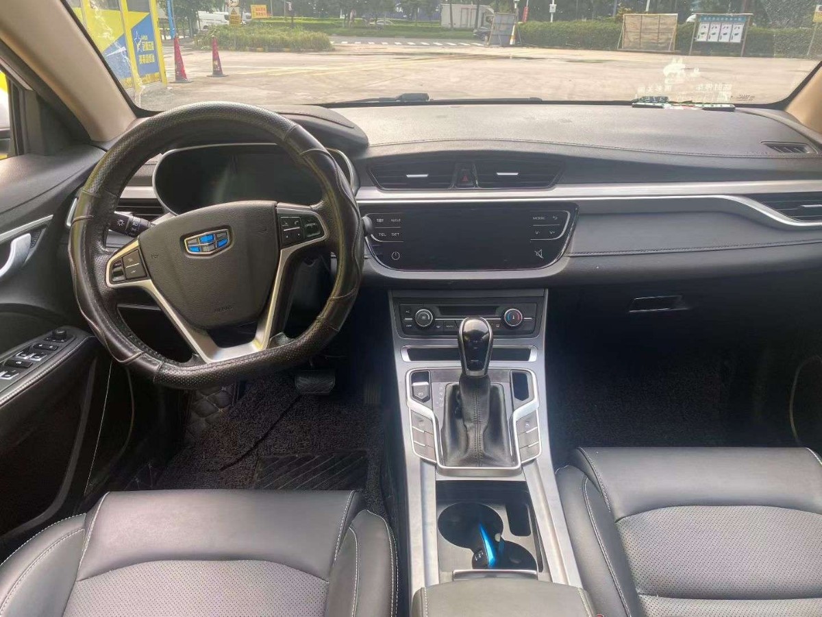 GEELY Emgrand 2018 car image #7