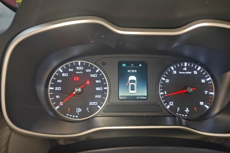 MG ZS 2023 car image #12
