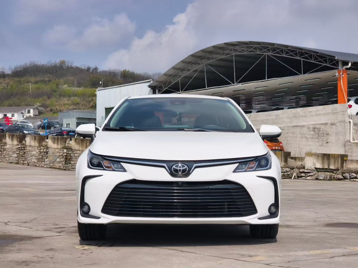 Toyota Corolla 2023 car image #2