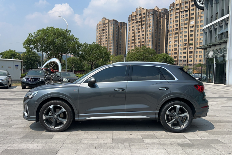 Audi Q3 2020 #9 Audi Q3 2020 изображение автомобиля #9