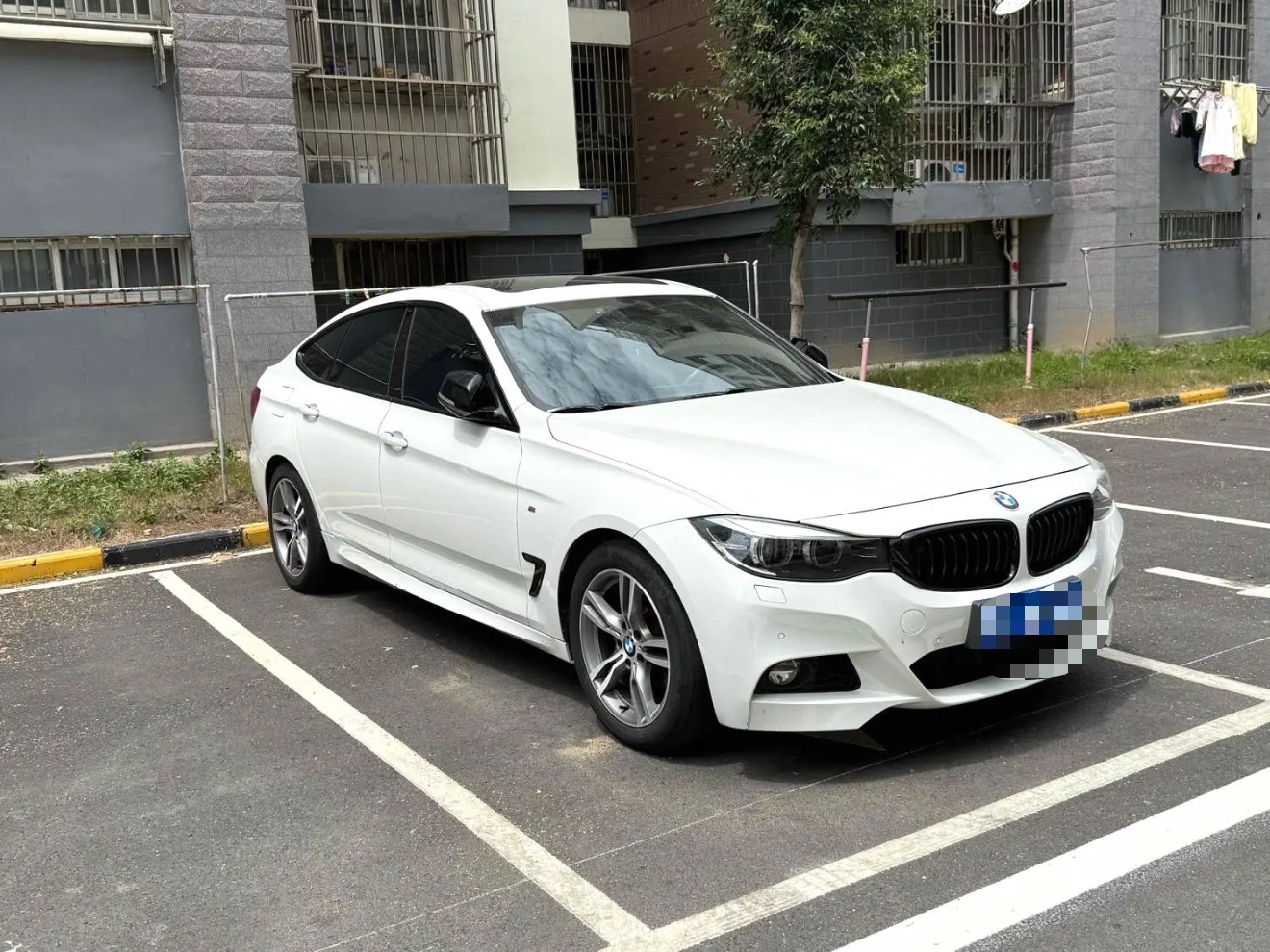 BMW 3 Series GT 2017 car image #8