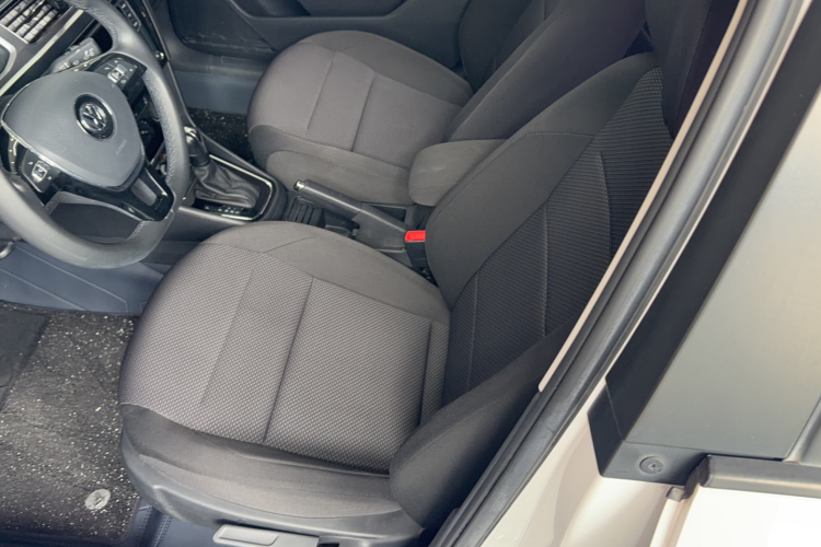 2019 #16 2019 car image #16