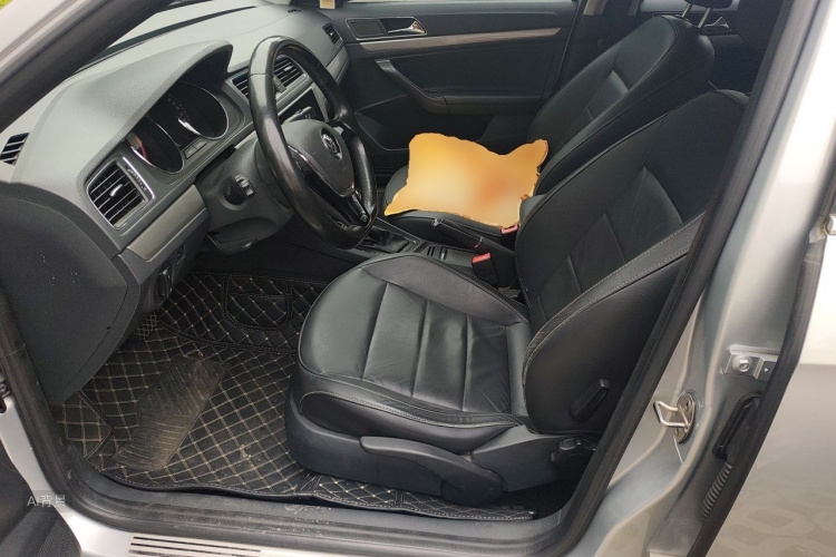 Volkswagen Lavida 2016 car image #17