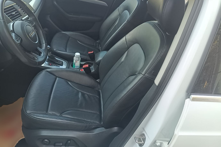 Audi Q3 2016 صورة سيارة #19