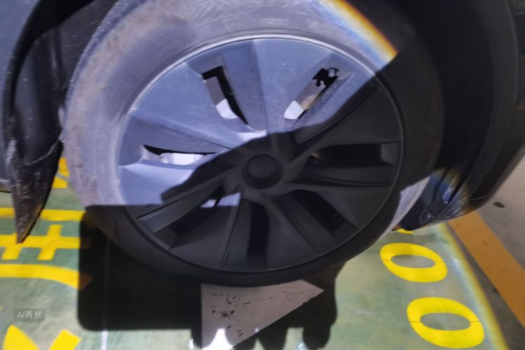 Tesla Model Y 2023 #9 Tesla Model Y 2023 car image #9