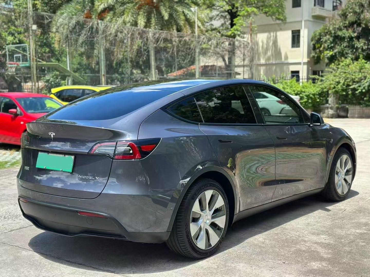 Tesla Model Y 2021 #9 Tesla Model Y 2021 car image #9