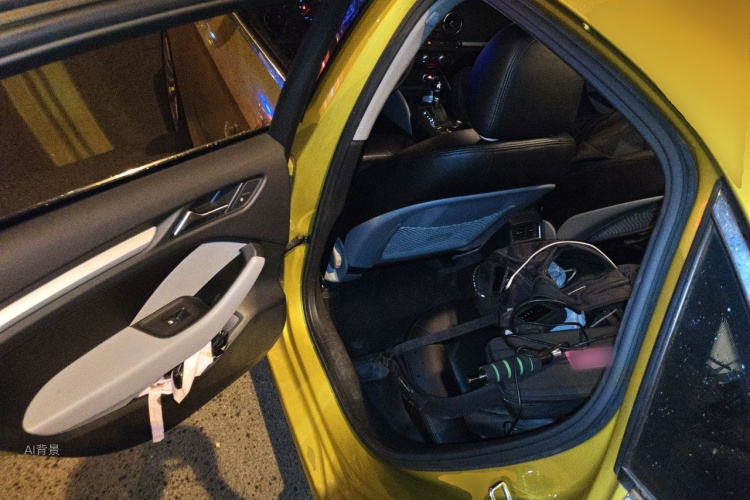 Audi A3 2018 car image #19