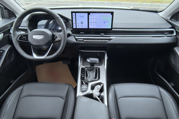 GEELY Emgrand 2025 car image #20
