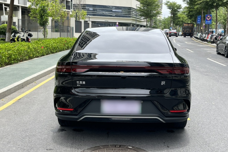 BYD Han 2024 #6 BYD Han 2024 car image #6