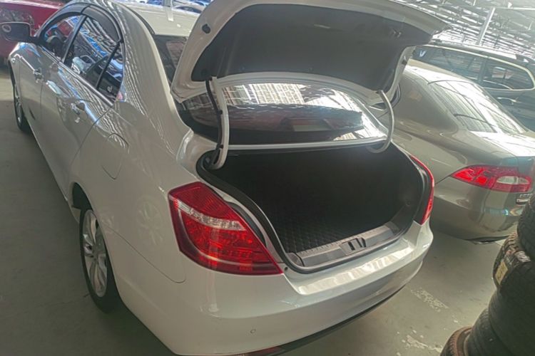 GEELY Emgrand 2016 #19 GEELY Emgrand 2016 car image #19
