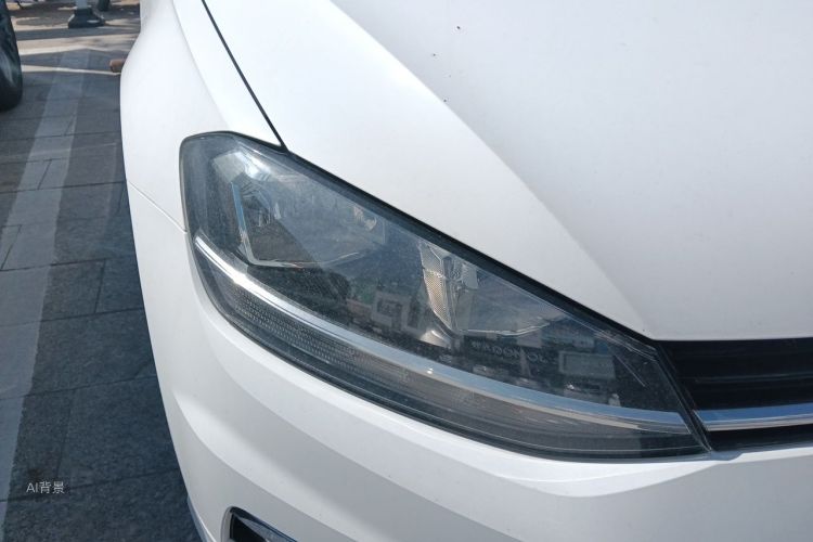 Volkswagen Golf 2019 car image #8