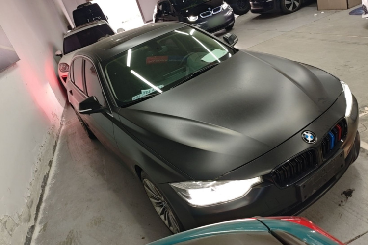 BMW 3 Series 2019 car image #4