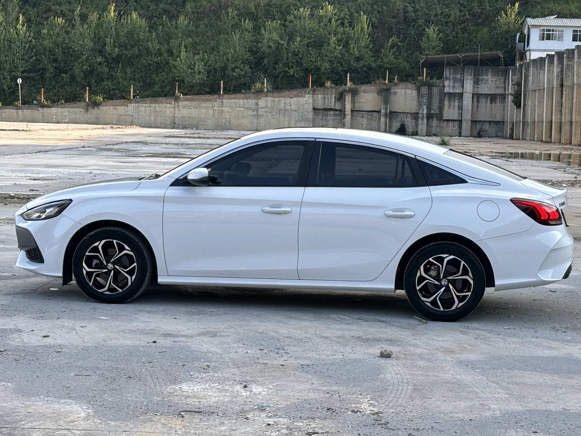 MG 5 2023 изображение автомобиля #6