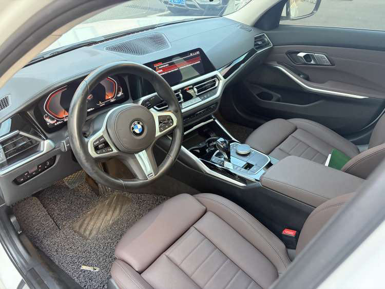 BMW 3 Series 2020 #4 BMW 3 Series 2020 car image #4