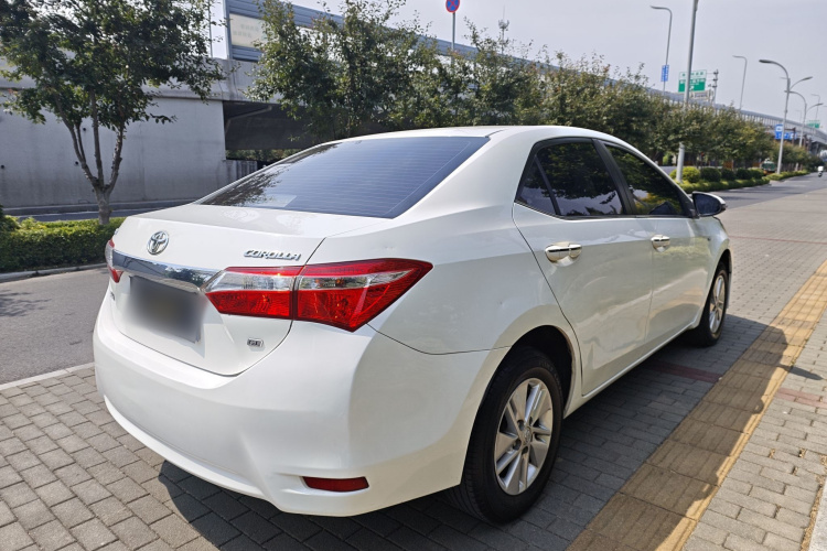 Toyota Corolla 2017 car image #6