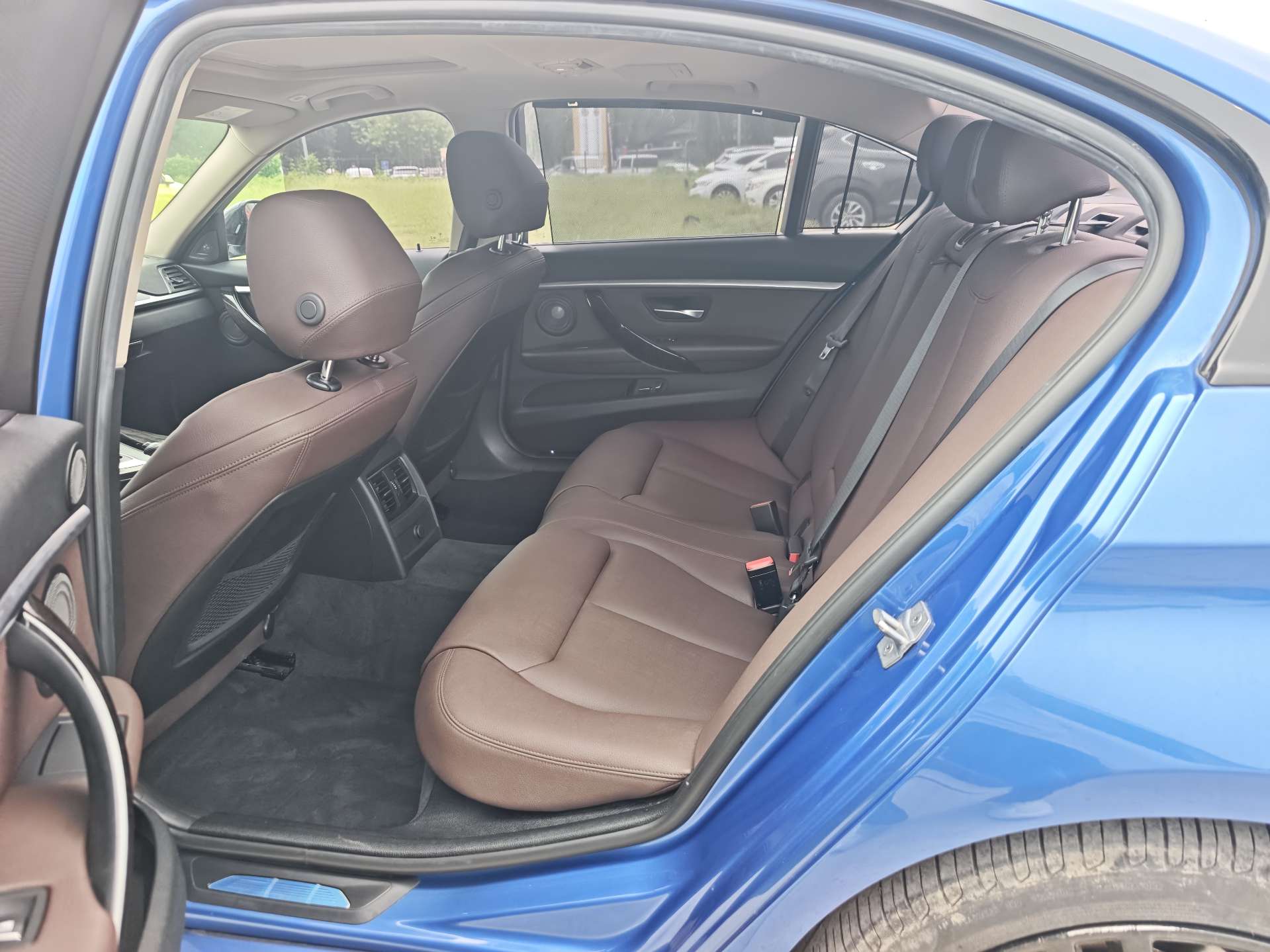 BMW 3 Series 2019 #10 BMW 3 Series 2019 immagine di auto #10