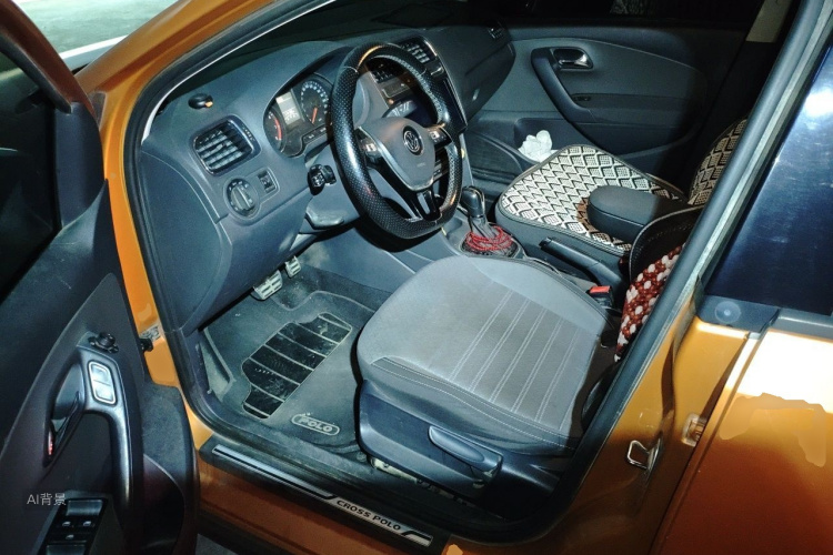Volkswagen Polo 2015 #18 Volkswagen Polo 2015 car image #18