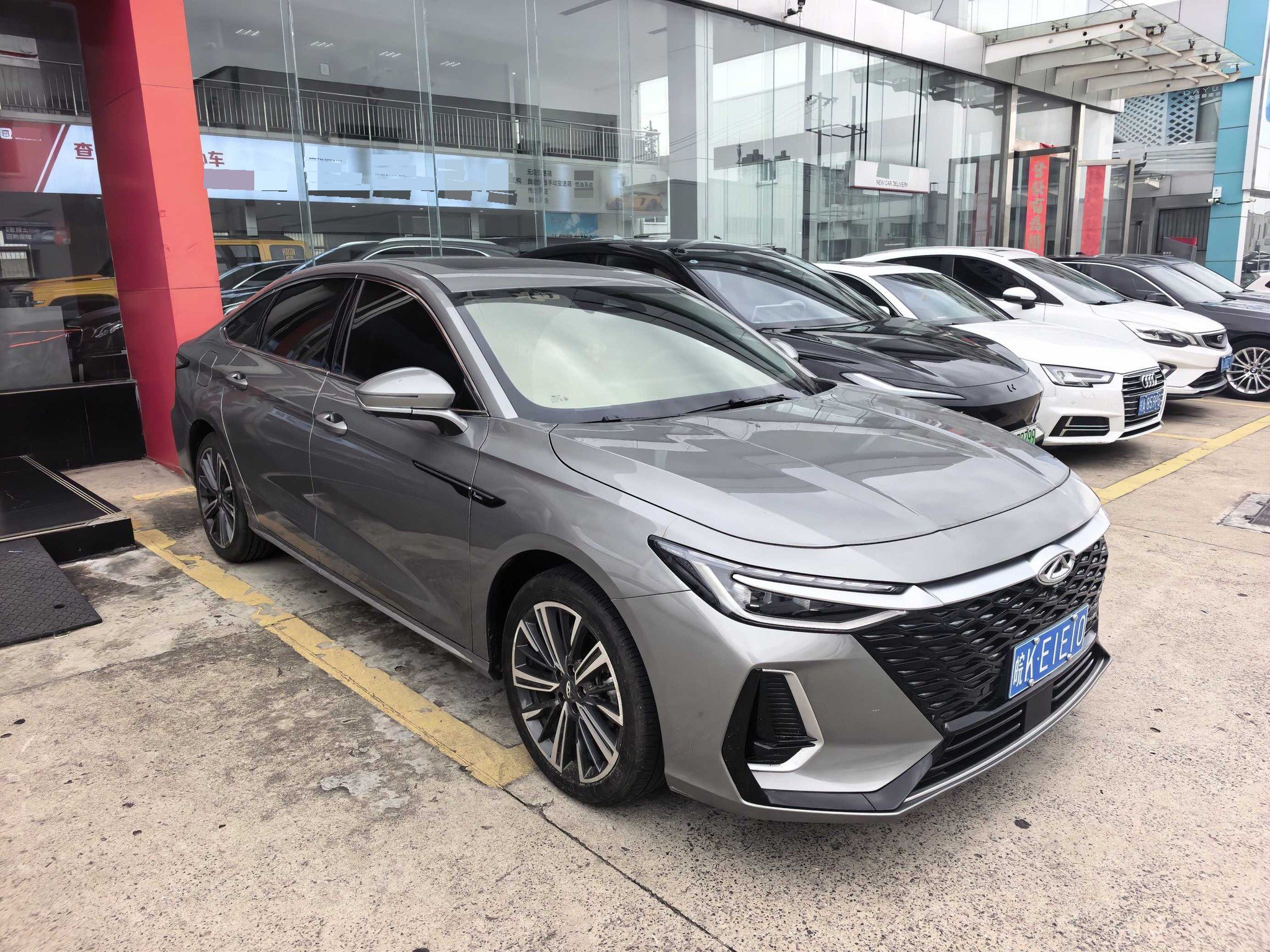 Chery Arrizo 8 2024 car image #2