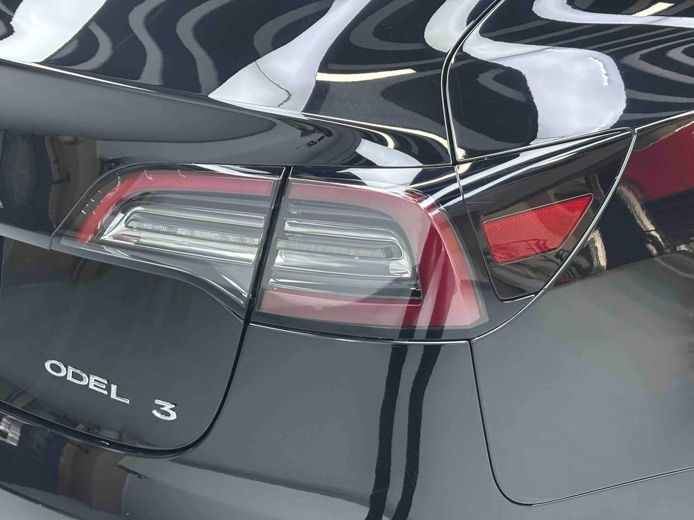 Tesla Model 3 2020 immagine di auto #16