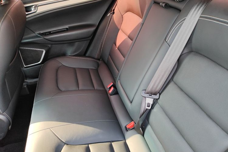 GEELY Emgrand GL 2017 car image #17