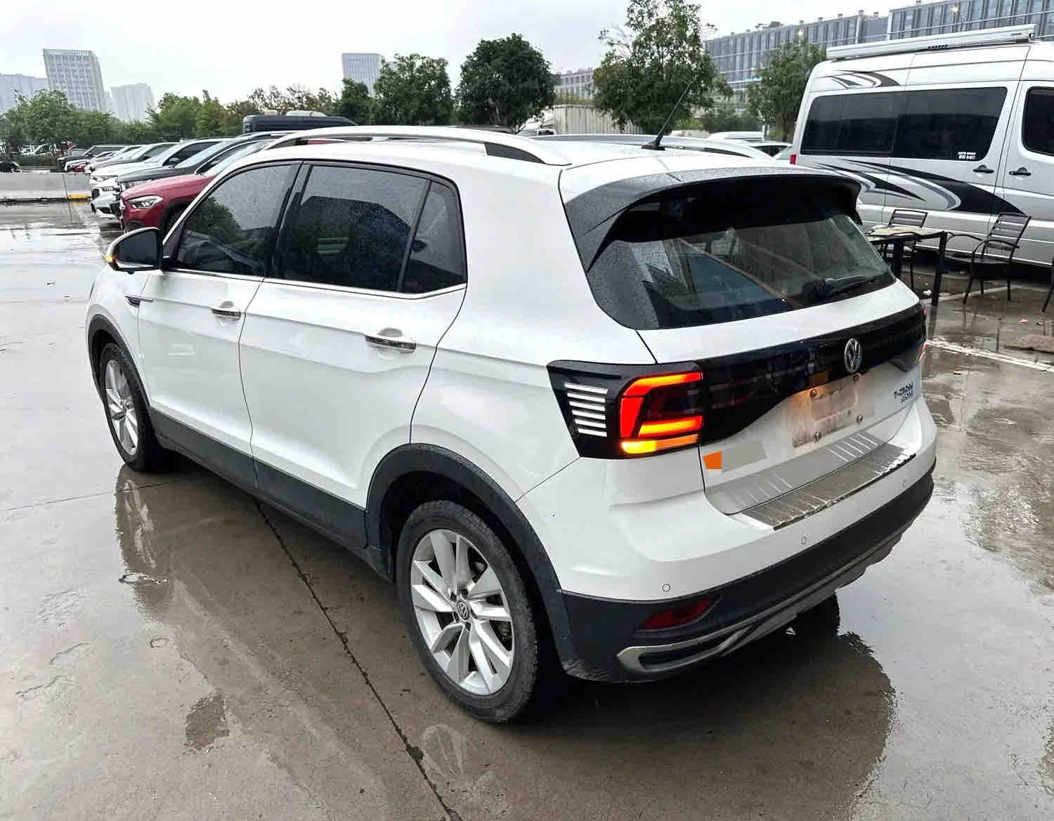 Volkswagen T-Cross 2020 #9 Volkswagen T-Cross 2020 car image #9