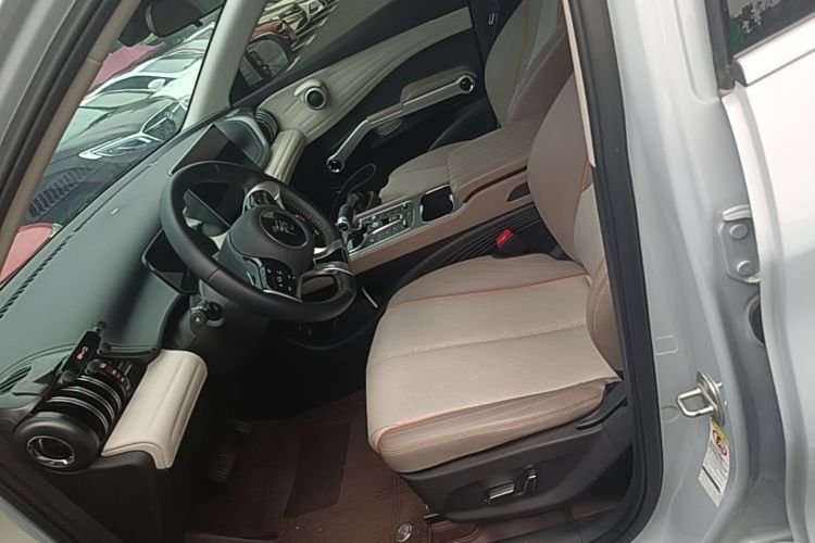 BYD Yuan Plus 2024 #15 BYD Yuan Plus 2024 car image #15