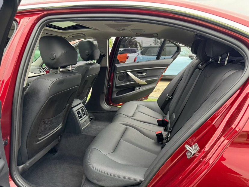 BMW 3 Series 2015 car image #8