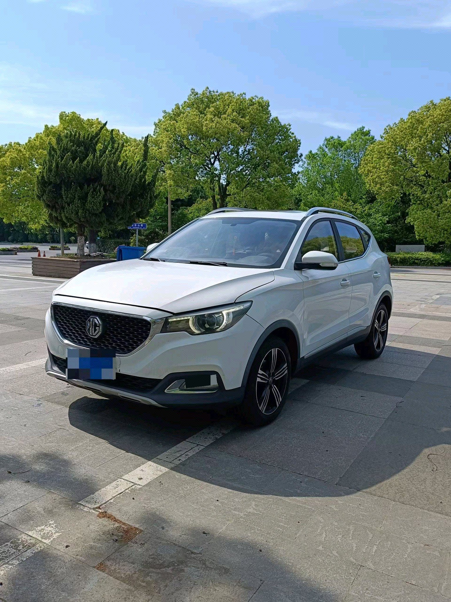 MG ZS 2019 MG ZS 2019 car image