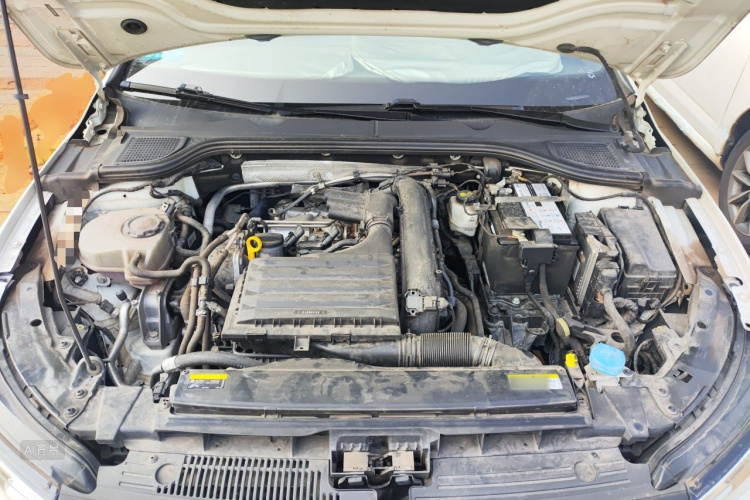 Volkswagen Golf 2022 car image #22