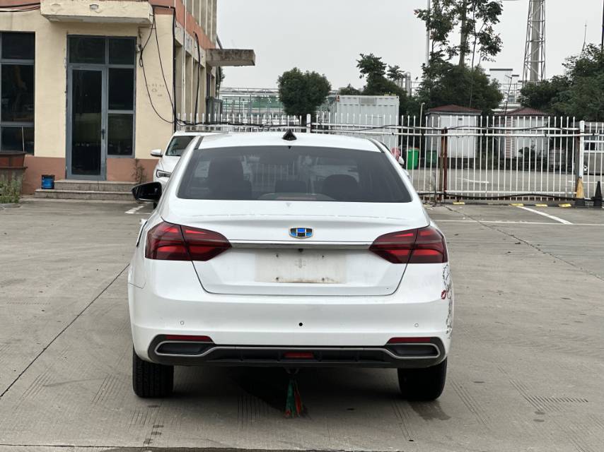 GEELY Emgrand 2018 #8 GEELY Emgrand 2018 car image #8
