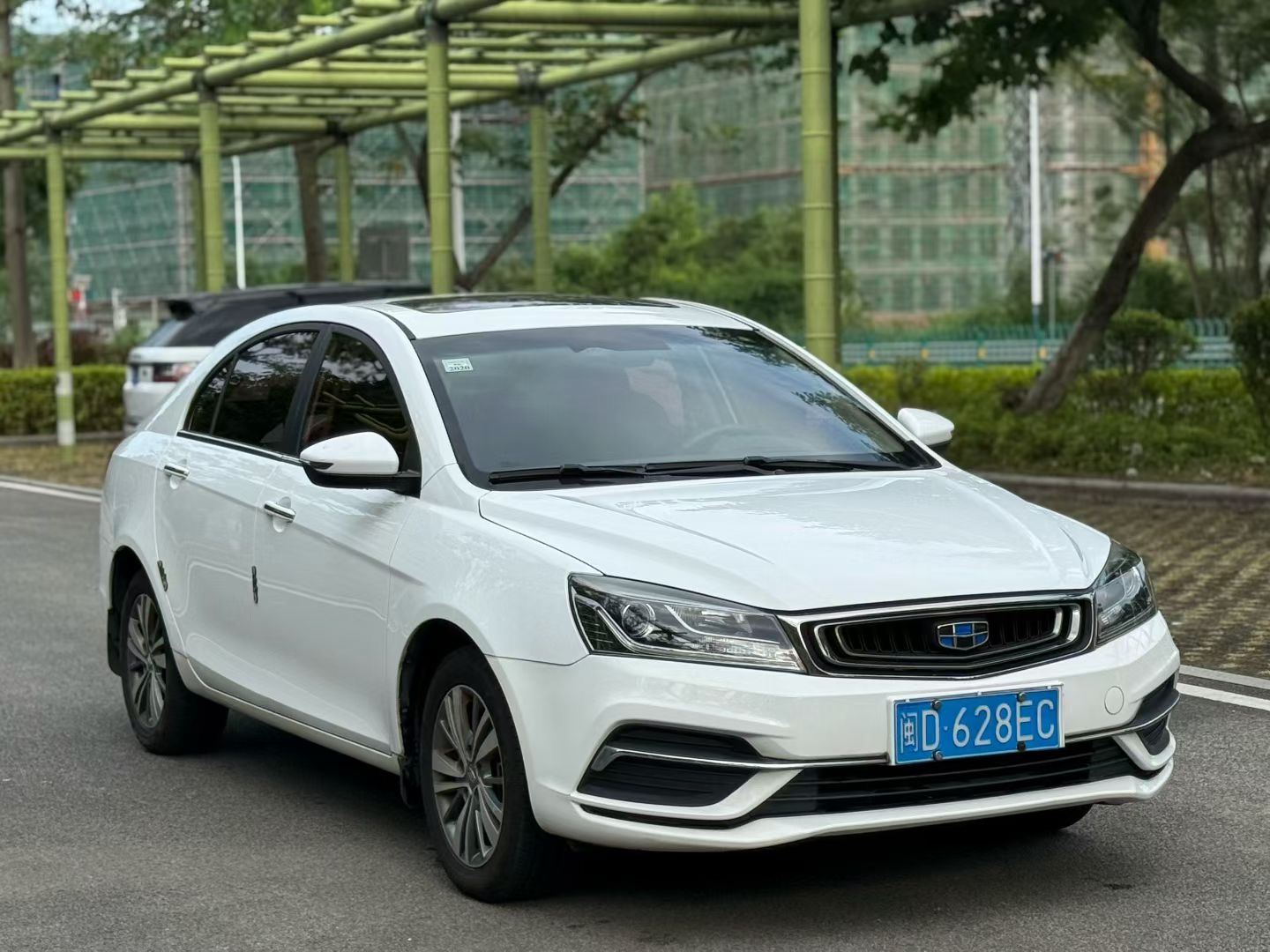 GEELY Emgrand 2018 #3 GEELY Emgrand 2018 car image #3
