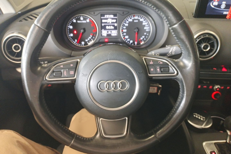 Audi A3 2016 imagen de coche #11