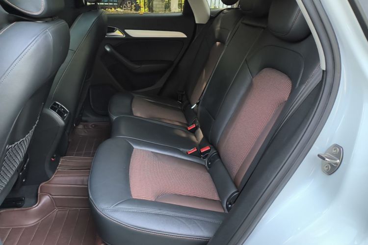 Audi Q3 2018 #17 Audi Q3 2018 car image #17